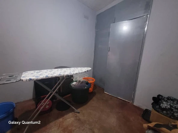 3 Bedroom Flat & Apartment