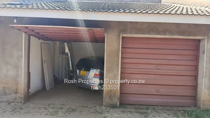 **Spacious 3-Bedroom Family Home for Rent in Bluffhill, Harare**