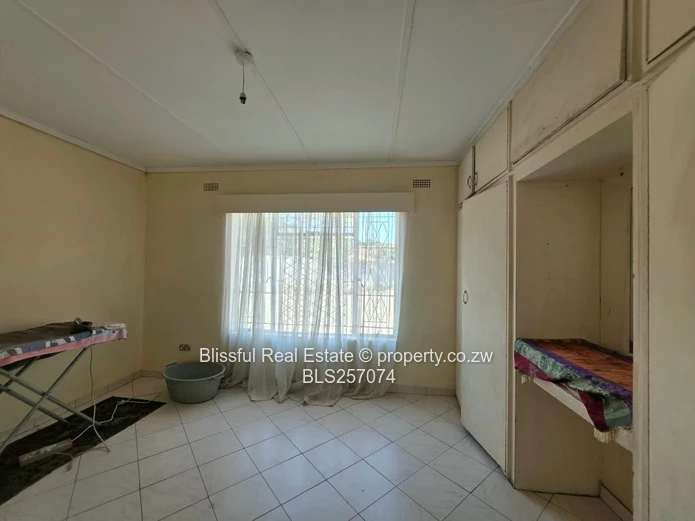 3-bedroom house for rent in Westgate