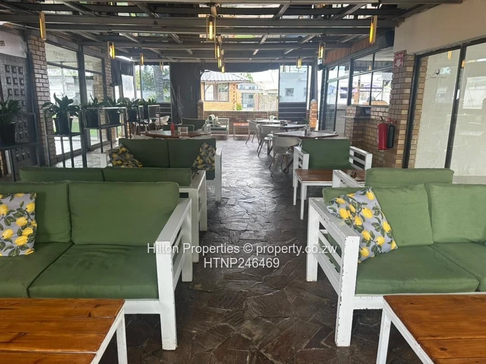 Stylish Coffee Shop/Café in Highlands 