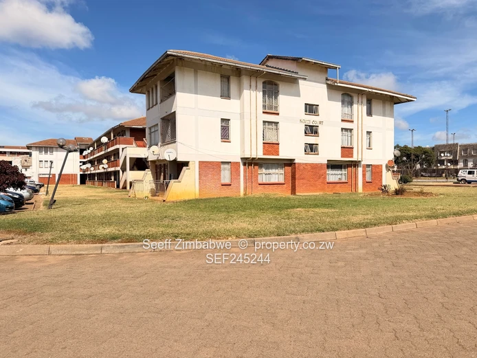 2 bed flat at Eastview Gardens- Ngezi