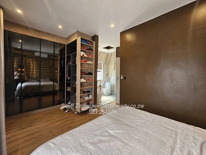 To Let: Modern 3-Bed Duplex in Helensvale | Full Solar Backup & AC