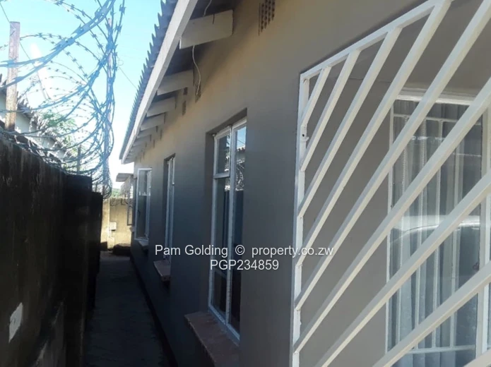 Neat Family Home for sale!!