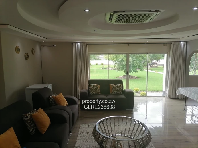 Luxurious 5-Bedroom House for Rent in Highlands
