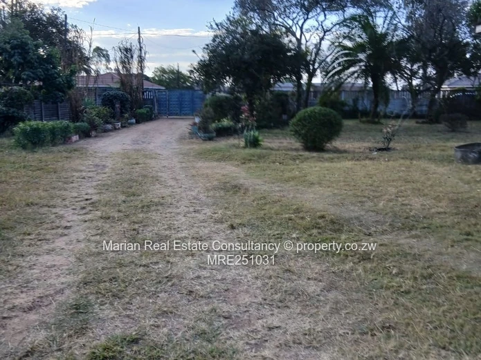 3-Bedroom House, Burnside FOR RENT 