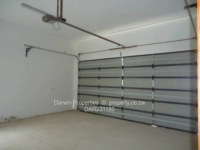 Elegant 3-Bedroom, 2-Bathroom Garden Flat in Secure Complex