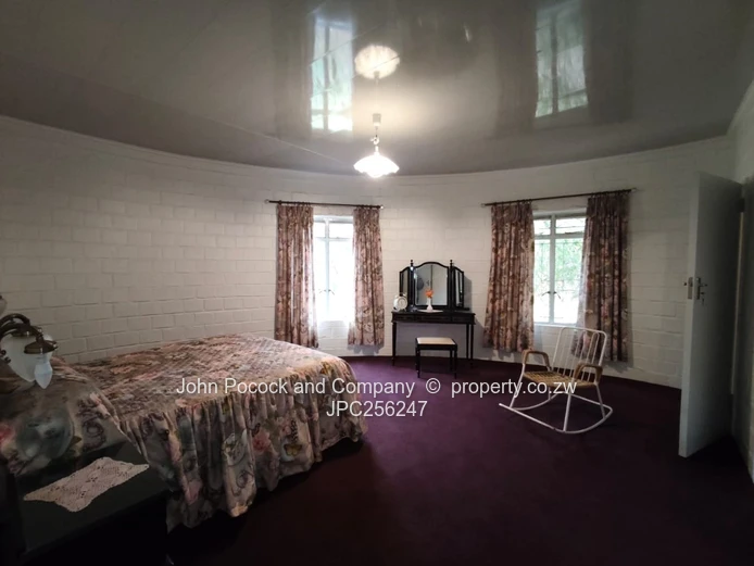 Burnside - Space & Privacy & Natural Setting