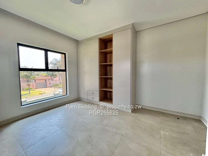 Modern 3 Bedroom Apartment - Highlands 
