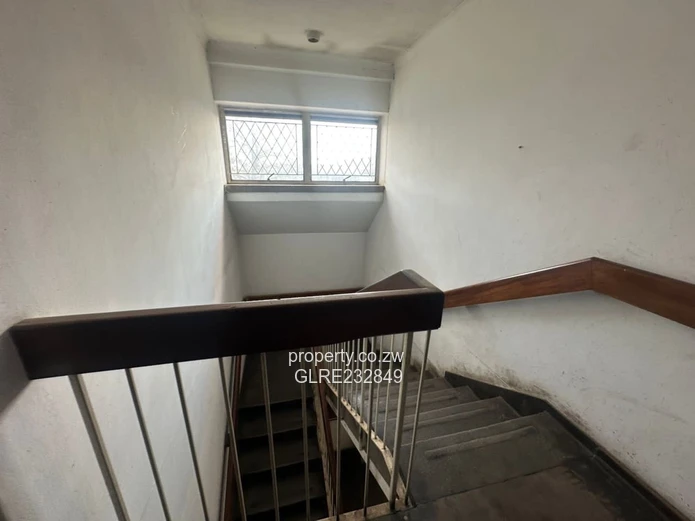 All in One (Business) Warehouse to Let Ardbennie