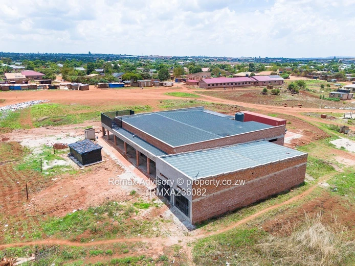 Commercial Property To Rent In Hatcliffe Gabella