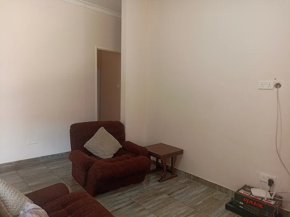 3 Bedroom Flat & Apartment