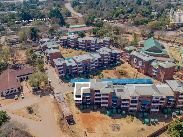 2 Bedroom Flat & Apartment