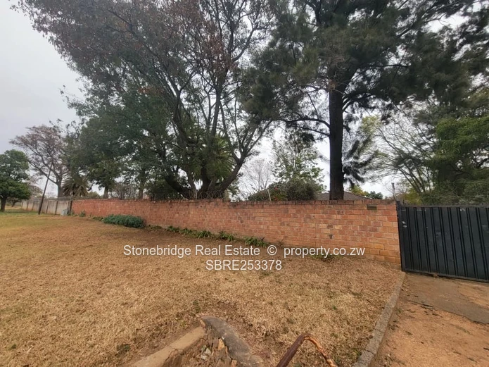 7 Bedroomed Home in Woodlands for sale