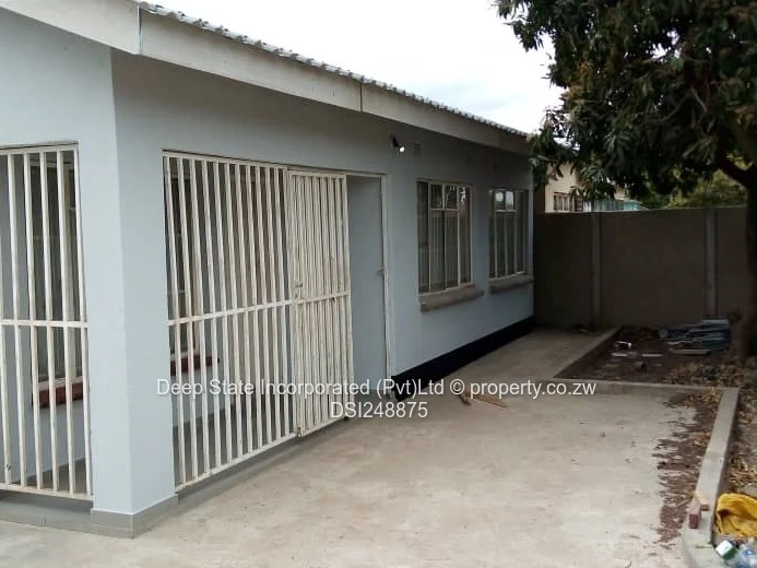Mufakose House for sale 