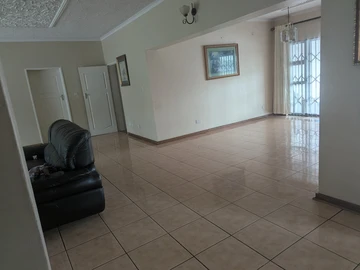 6 Bedroom House