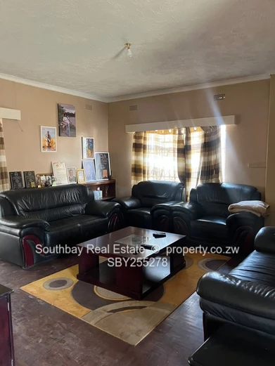 Ashdown Park House For Sale 
