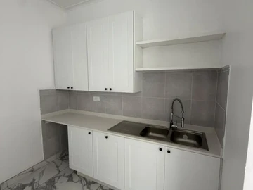 3 Bedroom Flat & Apartment