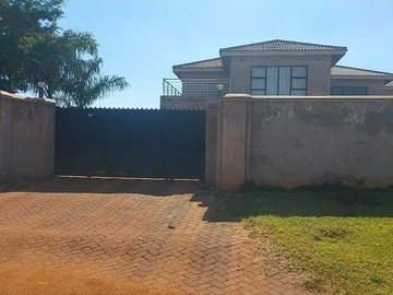 3 Bedroom Townhouse Complex