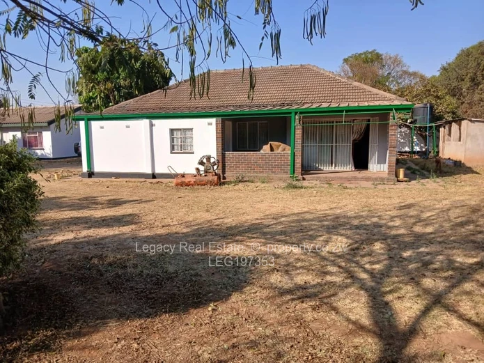 Spacious 4 Bedroom House for Rent in Mabelreign, Harare with Borehole