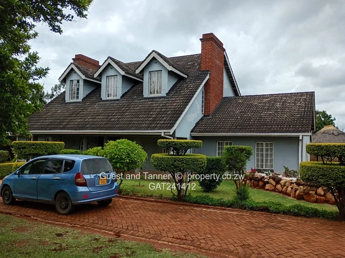 4-Bedroom House For Sale In Helensvale