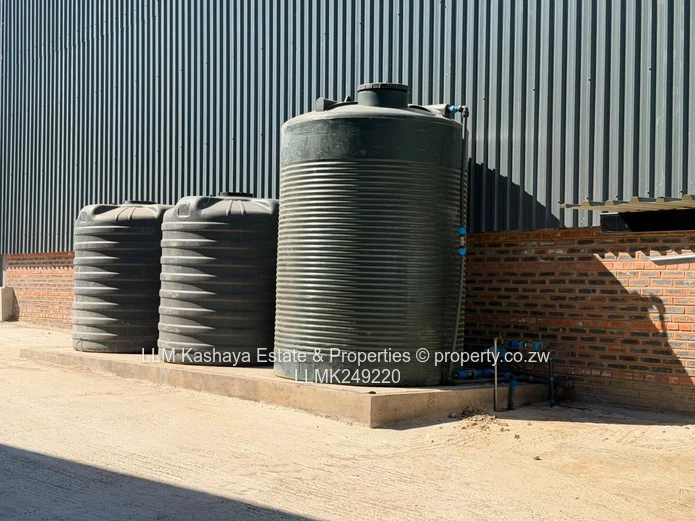 Newly Built Warehouse To Let