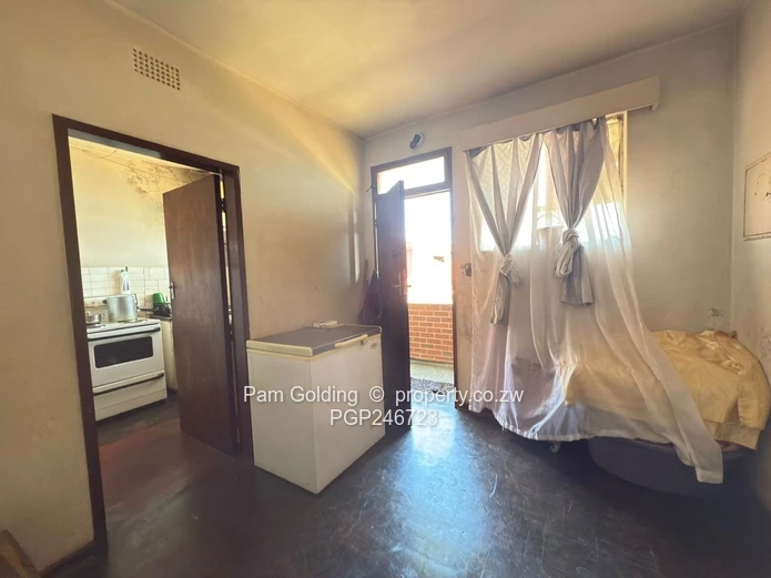 A Fixer-upper Property With Potential (Sole Mandate)