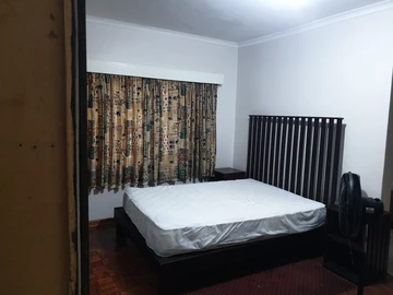 3 Bedroom Flat & Apartment