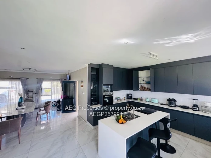 House For Sale In CHISHAWASHA 