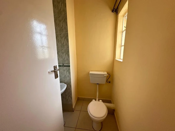 3 Bedroom Flat & Apartment