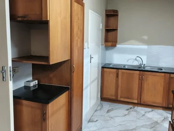 3 Bedroom Garden Flat