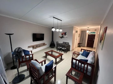 3 Bedroom Flat & Apartment