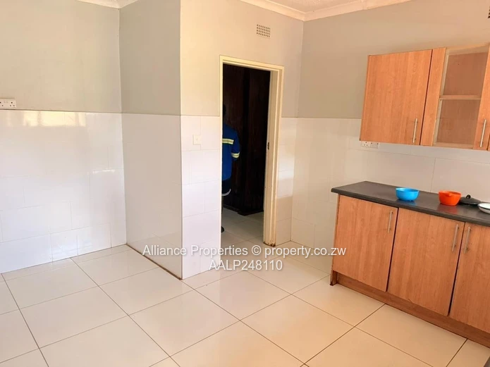 4-Bedroom Morden House for Rent  Bluffhill Opposite American Embassy