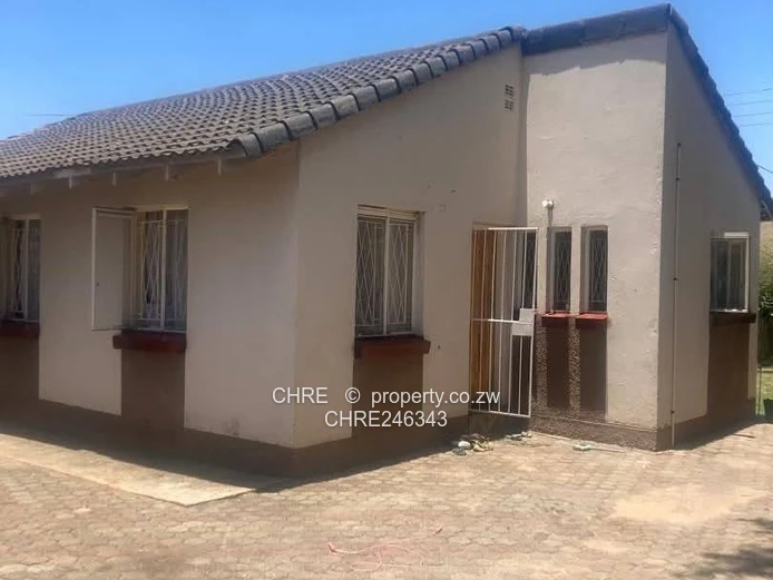 Msasa Park House To Let