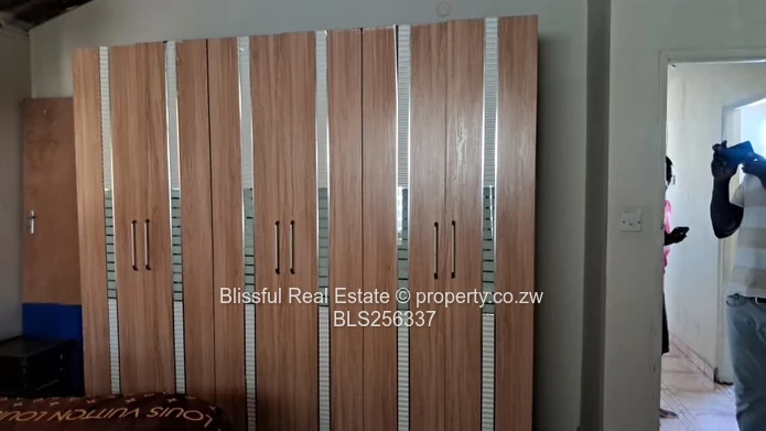 4bedroom house for rent