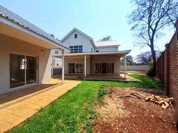 6 Unit Townhouse Complex