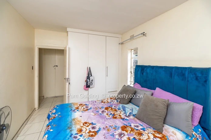 A True Gem! (Sole Mandate)