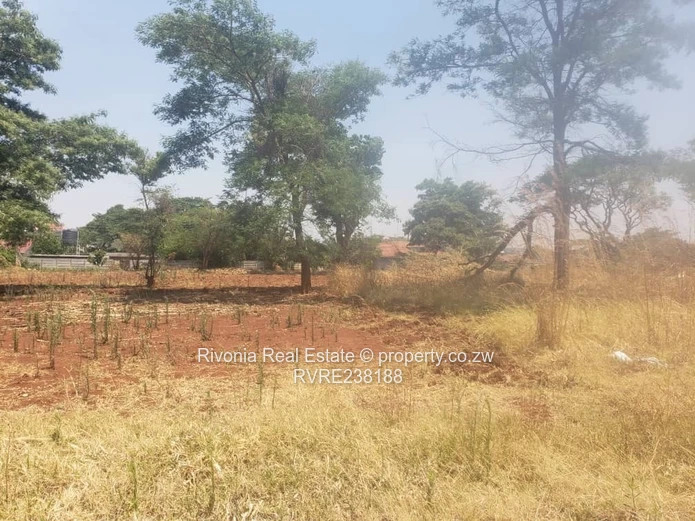 Gletwyn stand for sale 2800sqm @ 140k