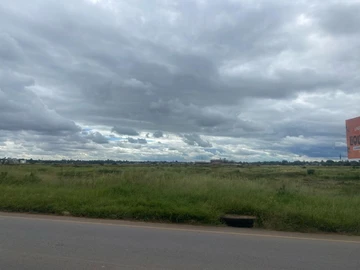 Commercial & Industrial Land