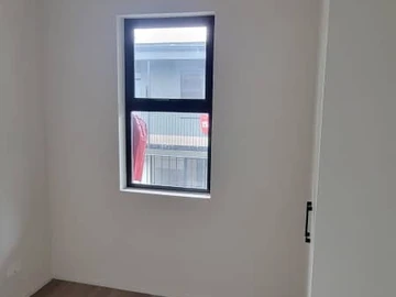 2 Bedroom Flat & Apartment