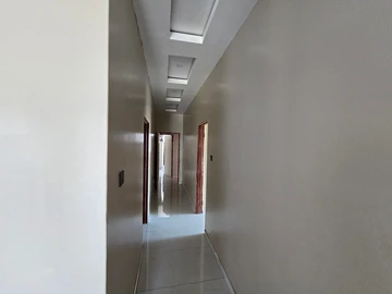 5 Bedroom Flat & Apartment