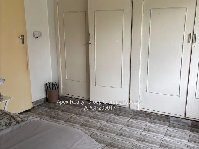 Strathaven Suffolk Road Frontage House for Rental