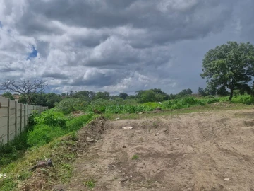 Commercial & Industrial Land