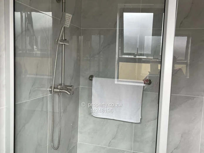 Pomona 3 bedroomed fully furnished Townhouse to rent