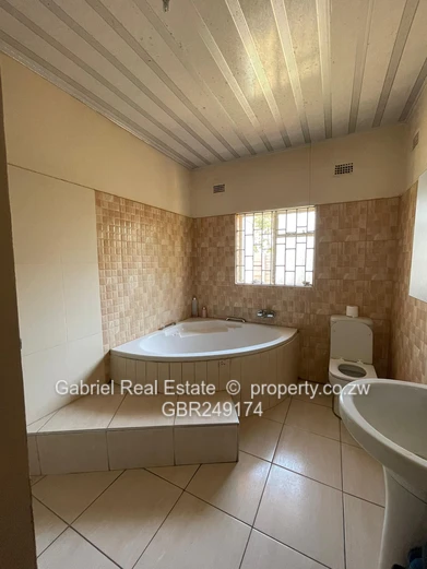 7-Bedroomed Cluster House For Sale 