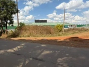 Commercial & Industrial Land
