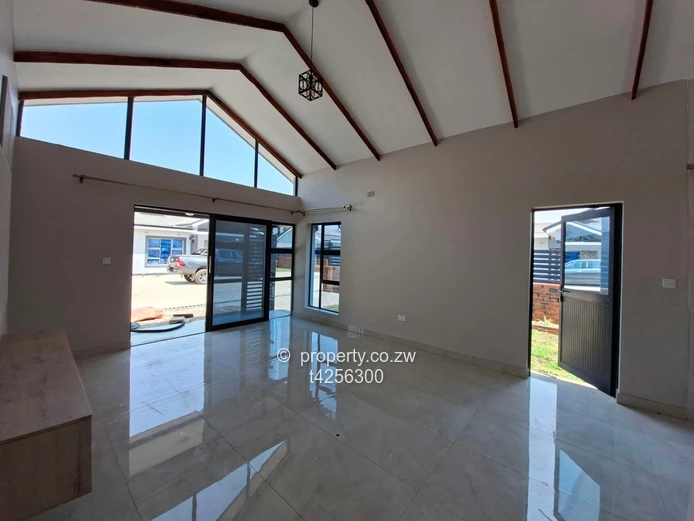 Borrowdale neat 3 bedroomed Cluster to rent