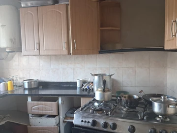 2 Bedroom Flat & Apartment