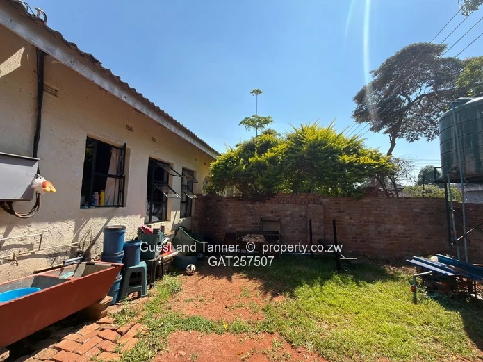 2 Bedroom Garden Flat For Sale In Mandara