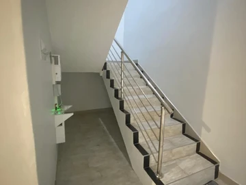 3 Bedroom Flat & Apartment