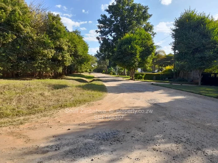 Stands & Residential Land for Sale in Gainsville Drive, Glen Lorne